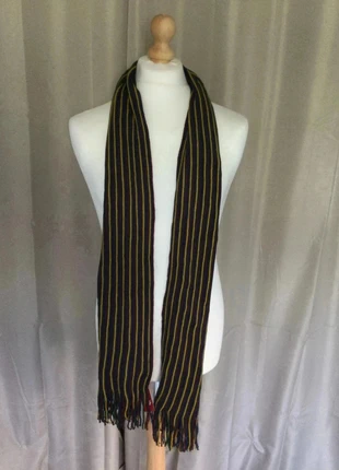 Echarpe neuve rayée bleu, bordeaux, vert et jaune homme, marque: north style, état: Neuf avec étiquette, 12,00 €, 13,30 € Protection acheteurs incluse