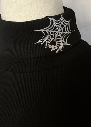 Unique vintage turtleneck spiderweb, brand: Unique Vintage, condizioni: Ottime, taglia: L / IT 44 / EU 40, €30.00, €32.20 include la Protezione acquisti