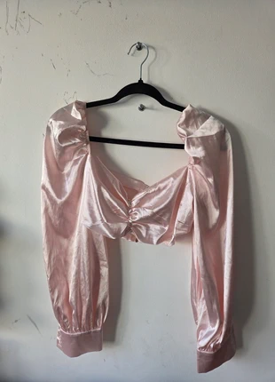 Top court satiné rose neuf taille 38 – Élégant et tendance, état: Très bon état, taille: M / 38 / 10, 5,00 €, 5,95 € Protection acheteurs incluse