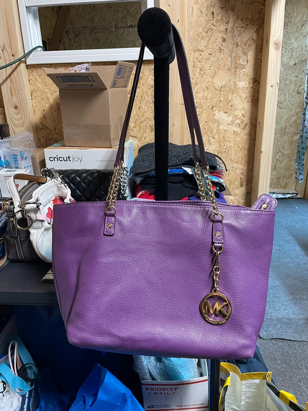 Michael kors online pebble leather tote