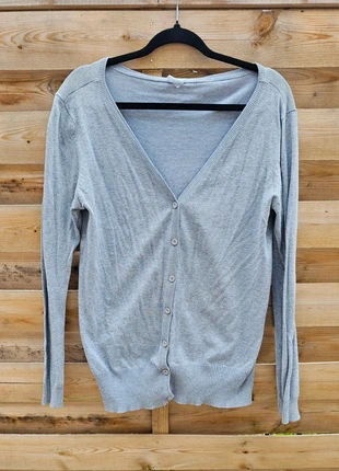 Gilet fin gris taille 44-46, marca: Kiabi, estado: Muito bom, tamanho: XXXL / 46 / 18, €5.00, €5.95 inclui Proteção do Comprador