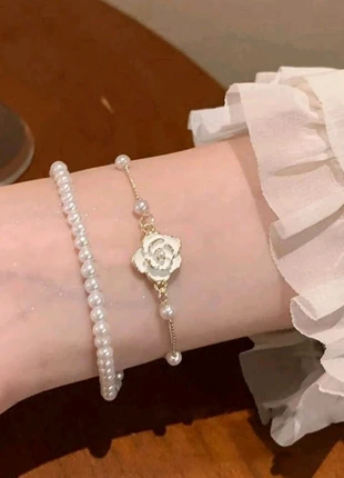Bracelet fleur blanche nacrée 🌸neuf 🌸, marke: Boutique indépendante, zustand: Neu, mit Etikett, 10,00 €, 11,20 € inklusive Vinted-Käuferschutz