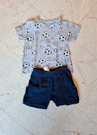 Pyjama, merk: Zeeman, staat: Heel goed, maat: 24-36 maanden / 92 cm, € 1,50, € 2,28 inclusief Kopersbescherming