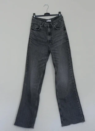 Jeans gris, marque: Zara, état: Bon état, taille: S / 36 / 8, 6,00 €, 7,00 € Protection acheteurs incluse