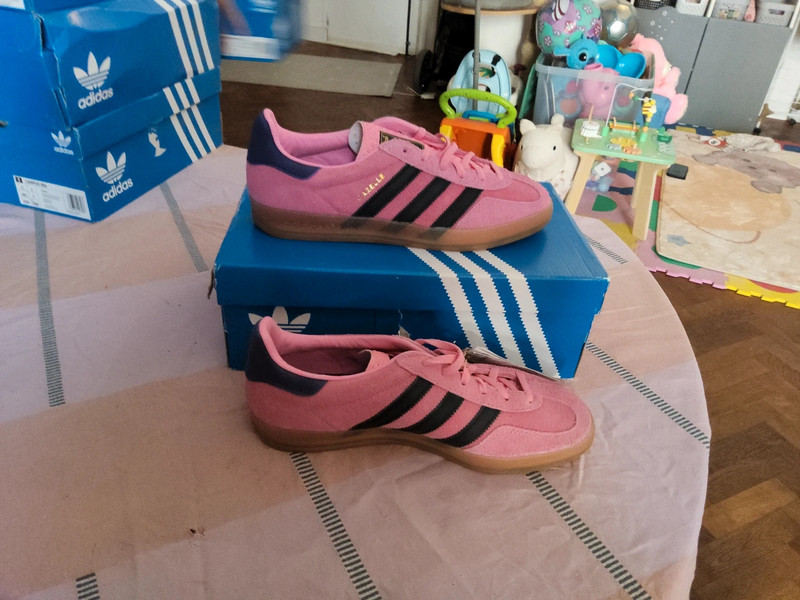Adidas Gazelle Indoor W Taille 40 Rose et violet Neuf Vinted