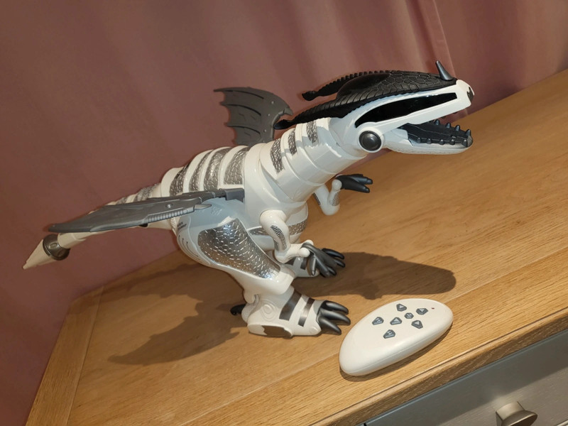 Radio control mega Rex dinosaur | Vinted