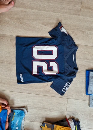 Tee-shirt 4 / 6 ans, marque: H&M, état: Très bon état, taille: 4 ans / 104 cm, 2,00 €, 2,80 € Protection acheteurs incluse