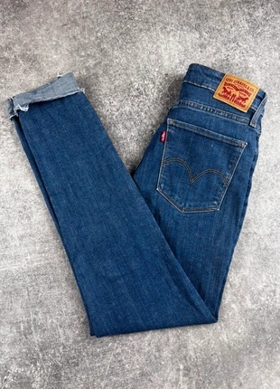 Jean Levi’s 721 High Rise Skinny Femme – Taille W26 L30 – Bleu brut, coupe skinny, taille haut, marke: Levi's, zustand: Sehr gut, größe: S / 36 / 8, 22,90 €, 24,75 € inklusive Vinted-Käuferschutz