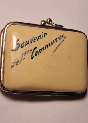 Boite à bijoux ancien, souvenir de 1 ère communion, marque: souvenir de 1ère communion, état: Très bon état, 20,00 €, 21,70 € Protection acheteurs incluse