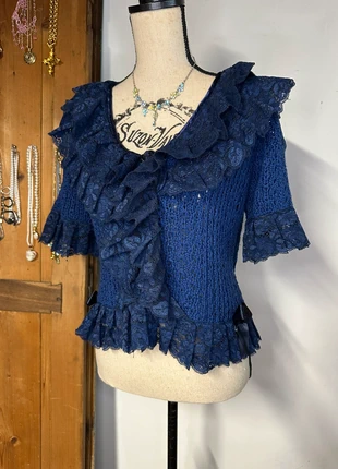 Top en maille bleu à froufrous dentelle et noeuds coquette vintage, marque: COQUETTE, état: Très bon état, taille: XL / 42 / 14, 15,00 €, 16,45 € Protection acheteurs (Pro) incluse