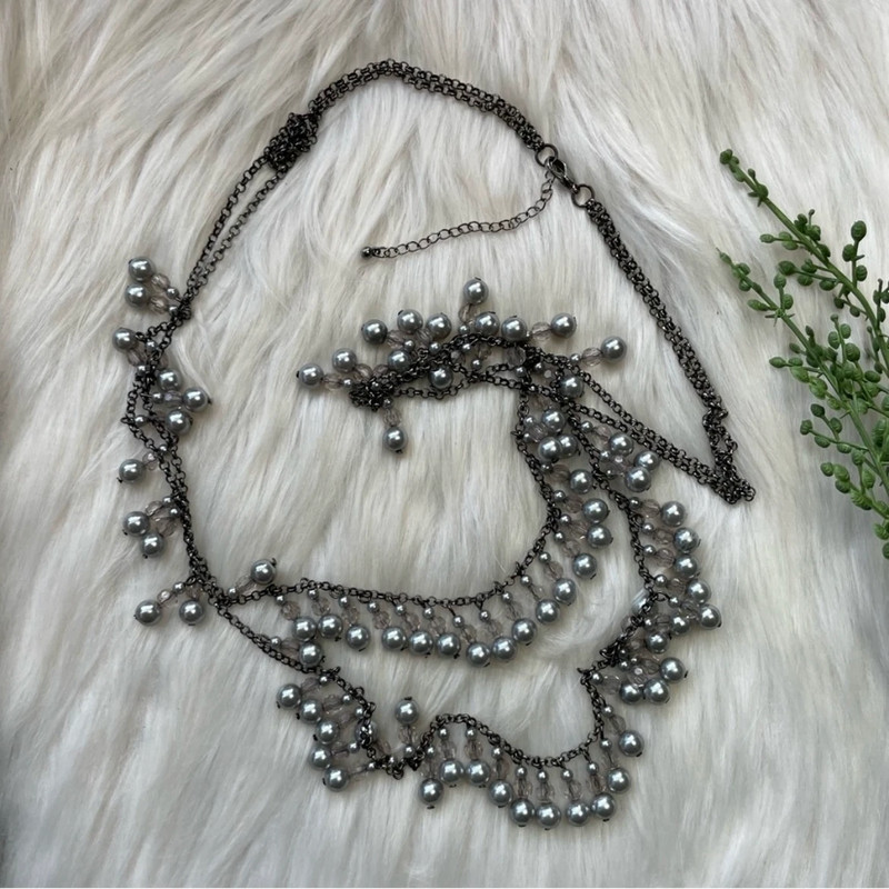 Gray faux pearl gunmetal tone necklace 4