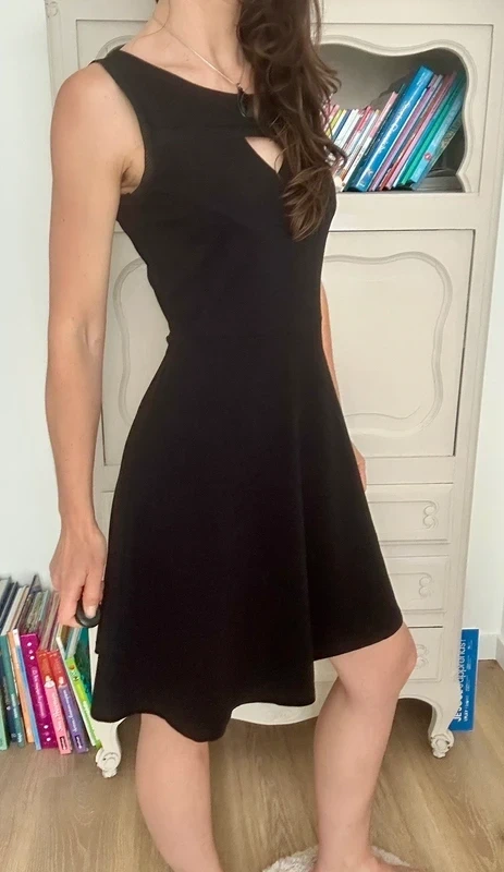 Magnifique robe patineuse noire Naf Naf – Taille M - photo numéro 7