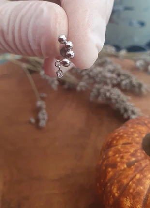 Piercing argenté avec pendentif strass, merk: Strass, staat: Nieuw zonder prijskaartje, € 15,00, € 16,45 inclusief Kopersbescherming