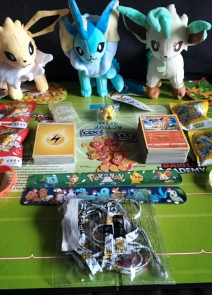 Pokémon gift box. Stocking filler, brand: Pokémon, condition: Very good, size: One size, £30.00, £32.70 includes Buyer Protection