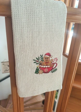 Torchon noël brodé, état: Très bon état, 8,00 €, 9,10 € Protection acheteurs incluse