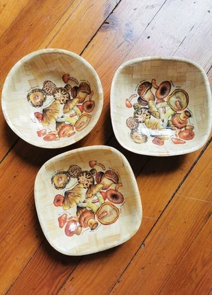 Set van 3 gevlochten bamboe schaaltjes met paddestoelenprint – Ø15 × H5 cm, marke: Vintage, zustand: Sehr gut, 10,00 €, 11,20 € inklusive Vinted-Käuferschutz