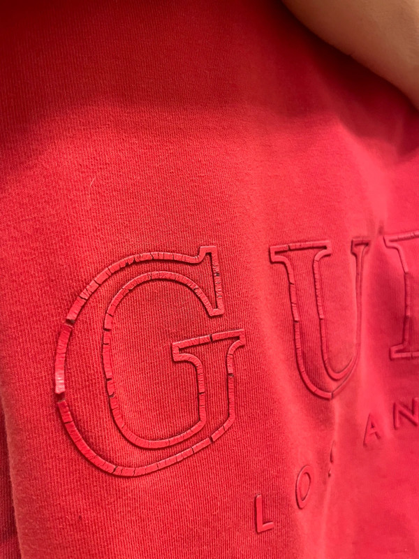 T-shirt Guess rossa 3