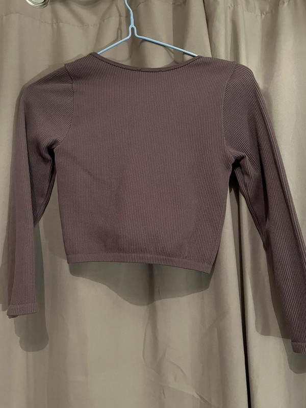 crop top mauves manches longues 3