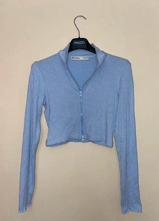 Maglioncino crop top con zip, marca: Bershka, estado: Novo sem etiquetas, tamanho: M / 38 / 10, €4.00, €4.90 inclui Proteção do Comprador