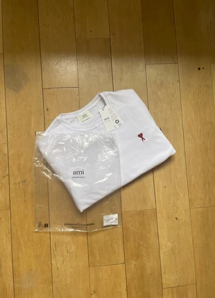 Pull Ami Paris homme, marke: Ami Paris, zustand: Neu, mit Etikett, größe: L, 75,90 €, 80,40 € inklusive Vinted-Käuferschutz