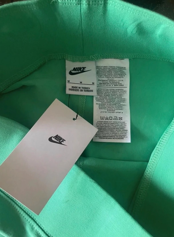 Shorts Nike ciclisti Donna 3