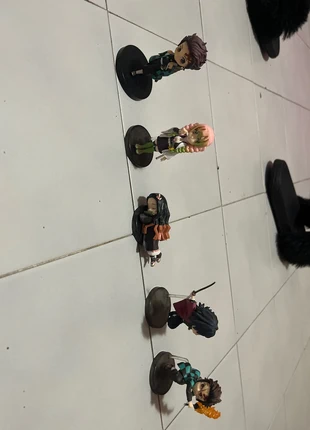 Set 5 mini statuette Demon Slayer – Figure anime da collezione, marca: no brand, estado: Nuevo sin etiquetas, tamaño: Talla única, 25,00 €, 26,95 € Protección al comprador incluida