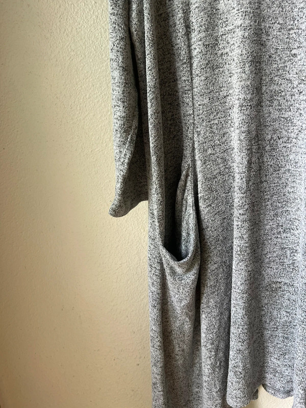 grey sweater dress with pockets size 2X 2
