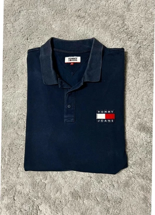 Polo Tommy Jeans bleu marine logo patch – Taille XL, brand: Tommy Jeans, condizioni: Ottime, taglia: XL, €16.99, €18.54 include la Protezione acquisti