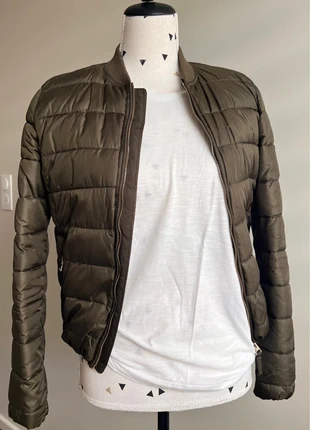 Doudoune courte Jennyfer, brand: Jennyfer, condition: Very good, size: S / 36 / 8, €6.00, €7.00 includes Buyer Protection