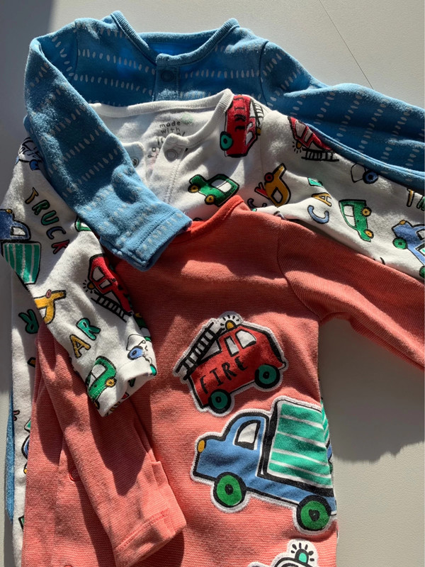 F&f online baby sleepsuits