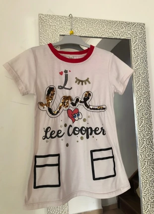 Robe originale, marca: Lee Cooper, estado: Muito bom, tamanho: 6 anos / 116 cm, €3.00, €3.85 inclui Proteção do Comprador