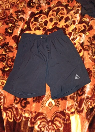 Short de sport homme Reebok, marque: Reebok, état: Très bon état, taille: S, 12,00 €, 13,30 € Protection acheteurs incluse
