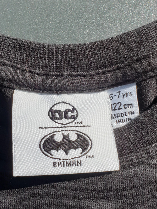 T-shirt noir Batman DC 6/7ans 3