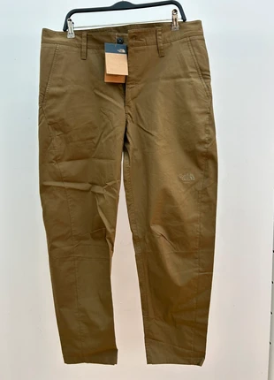 Pantalón The North Face HRTG Loose Military Olive Talla 36 NUEVO con etiqueta (PVP 110€), merk: The North Face, staat: Nieuw met prijskaartje, maat: XL, € 75,00, € 79,45 inclusief Kopersbescherming