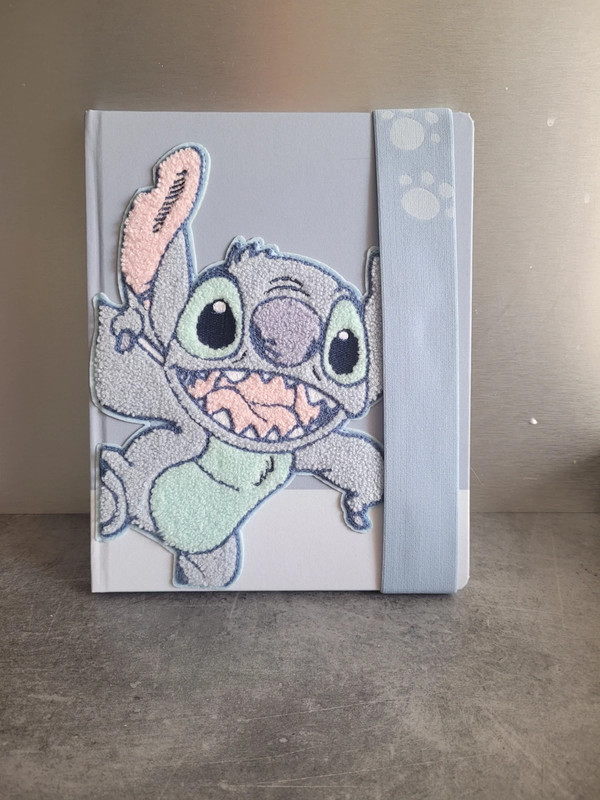 Disney Store Carnet Stitch