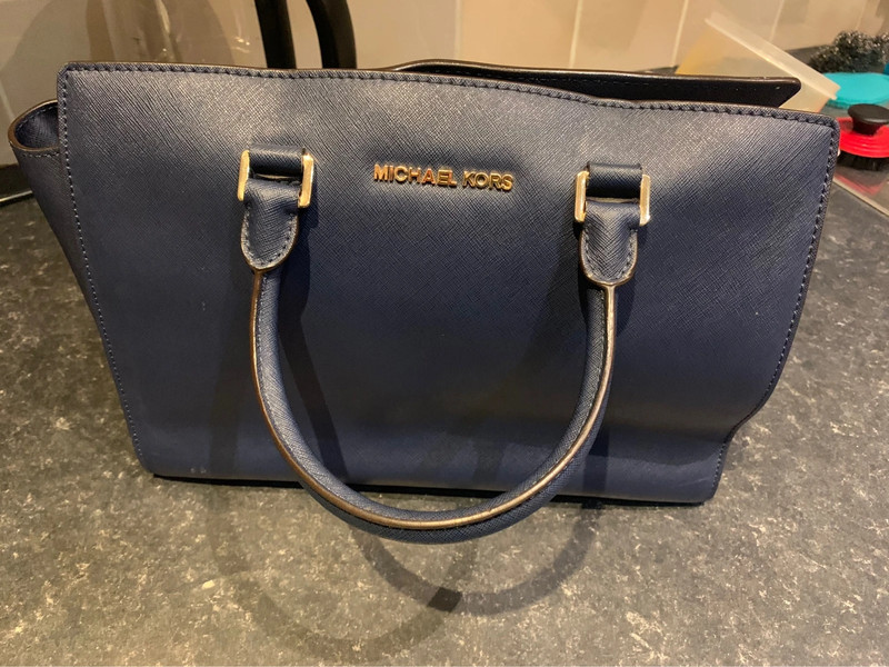 Michael kors bag discount strap