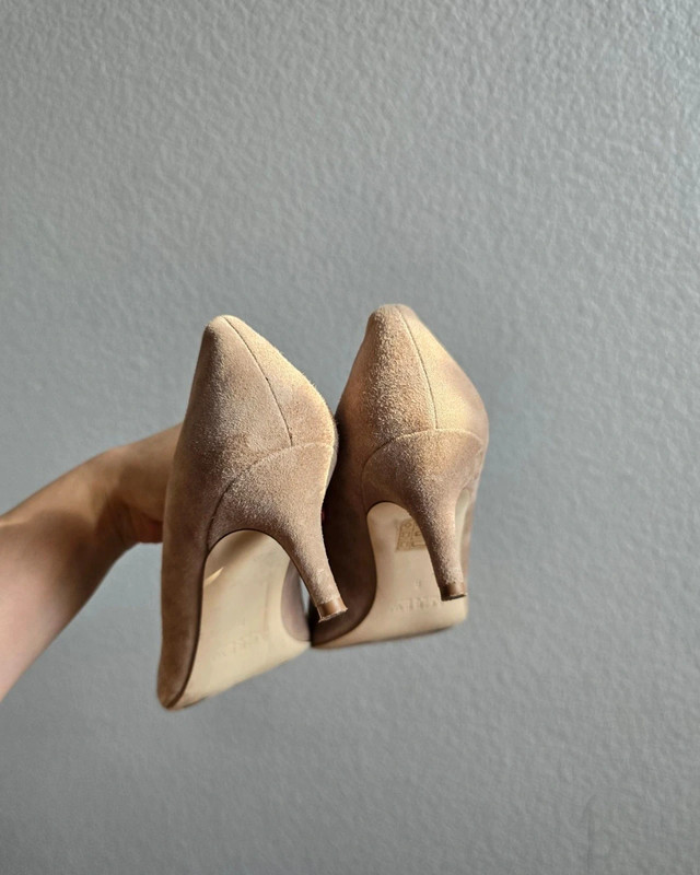 🌾J.Crew Nuede Suede Pump- size 8 3