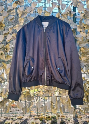 Giacca bomber nera elegante della Pull & Bear – taglia M, marque: Pull & Bear, état: Très bon état, taille: M / 38 / 10, 3,00 €, 3,85 € Protection acheteurs incluse