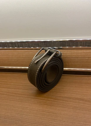 Ceinture grise 135cm, marca: Boutique Parisienne, estado: Nuevo sin etiquetas, tamaño: Ajustable, 12,00 €, 13,30 € Protección al comprador incluida