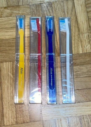 Vintage Zahnbürsten AIM Anti-Plaque - 70er 80er - sealed - selten - Sammler, marke: AIM, zustand: Neu, 7,00 €, 8,05 € inklusive Vinted-Käuferschutz
