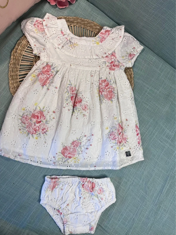 Robe et bloomer taille 12 mois carrément beau