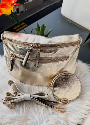 Sac banane irisée doré jamais utilisé, staat: Heel goed, € 16,00, € 17,50 inclusief Kopersbescherming