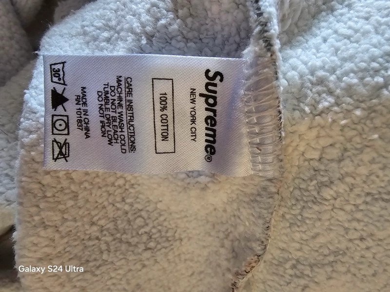 Supreme fluffy hoodie hotsell