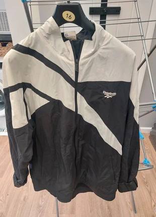 Reebok classic training jacket mens, brand: Reebok Classic, condition: Good, size: XL, £10.00, £11.20 includes Buyer Protection