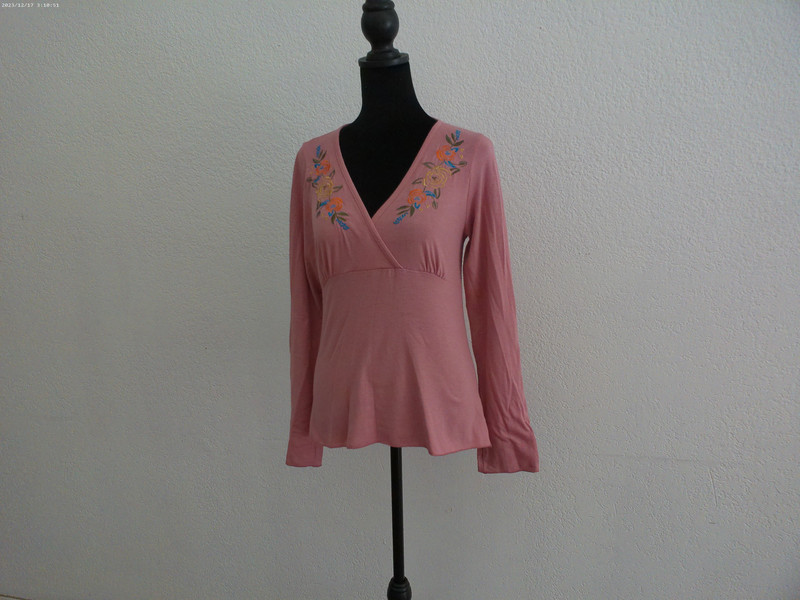 Peach Embroidery Floral V-neck Blouse 5