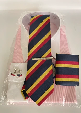 Chemise col blanc + une cravate + une pochette + pince cravate + boutons de manchettes, marque: Paladin, état: Neuf avec étiquette, taille: M, 40,00 €, 42,70 € Protection acheteurs incluse