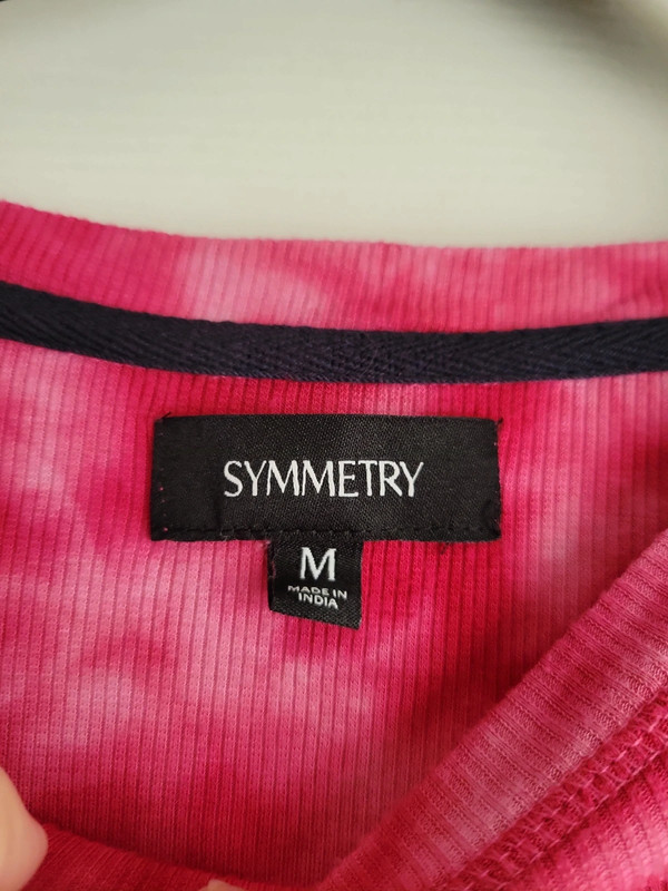 Symmetry Women's Long Sleeve Top 5