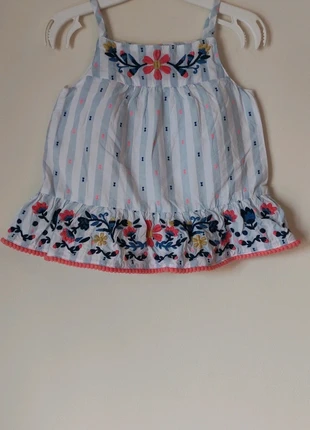 Vestido/túnica 12/18 meses bordado Primark, brand: Primark, condizioni: Ottime, taglia: 12-18 mesi / 80 cm, €1.50, €2.28 include la Protezione acquisti