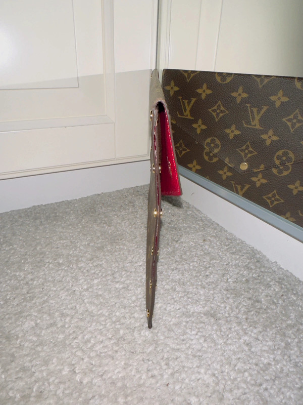 Louis Vuitton Envelope Clutch - Vinted