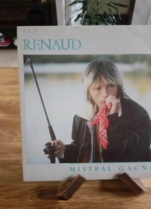 Vinyle de Renaud (mistral gagnant), zustand: Gut, 8,00 €, 9,10 € inklusive Vinted-Käuferschutz
